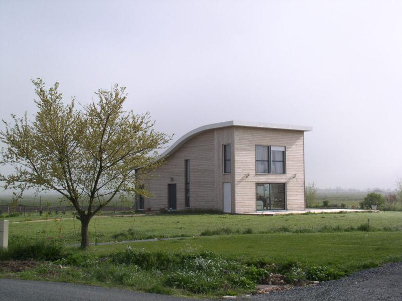 Vue d'ensemble de la maison écologique